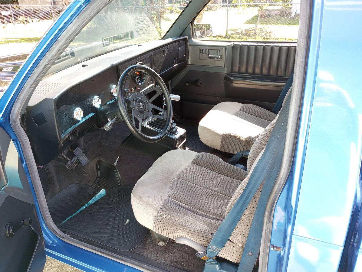 Chevrolet-s10-pickup-1985-blue-4