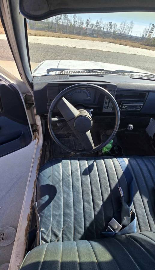 Chevrolet-s10-pickup-1987-white-4