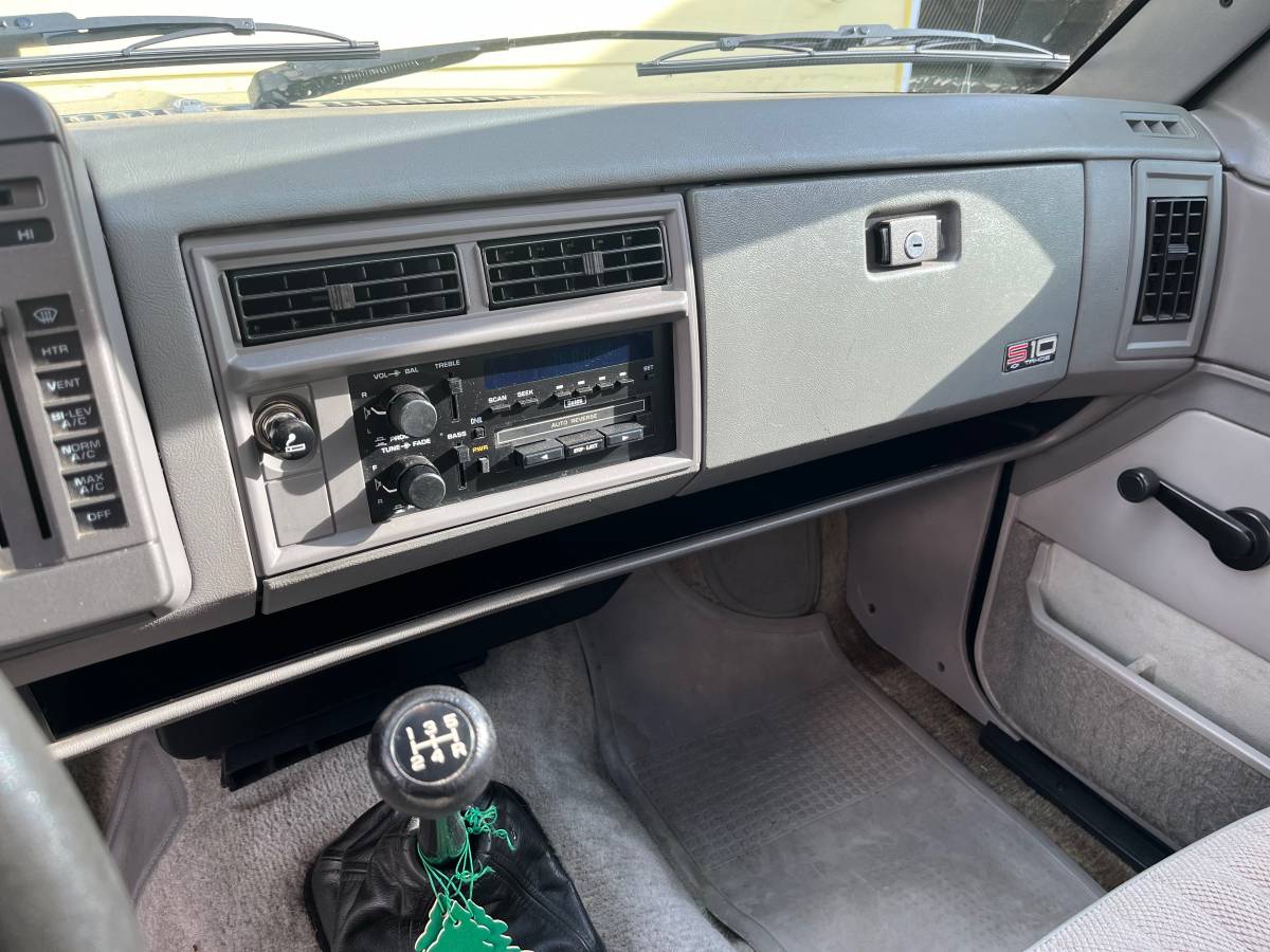 Chevrolet-s10-pickup-1993-9