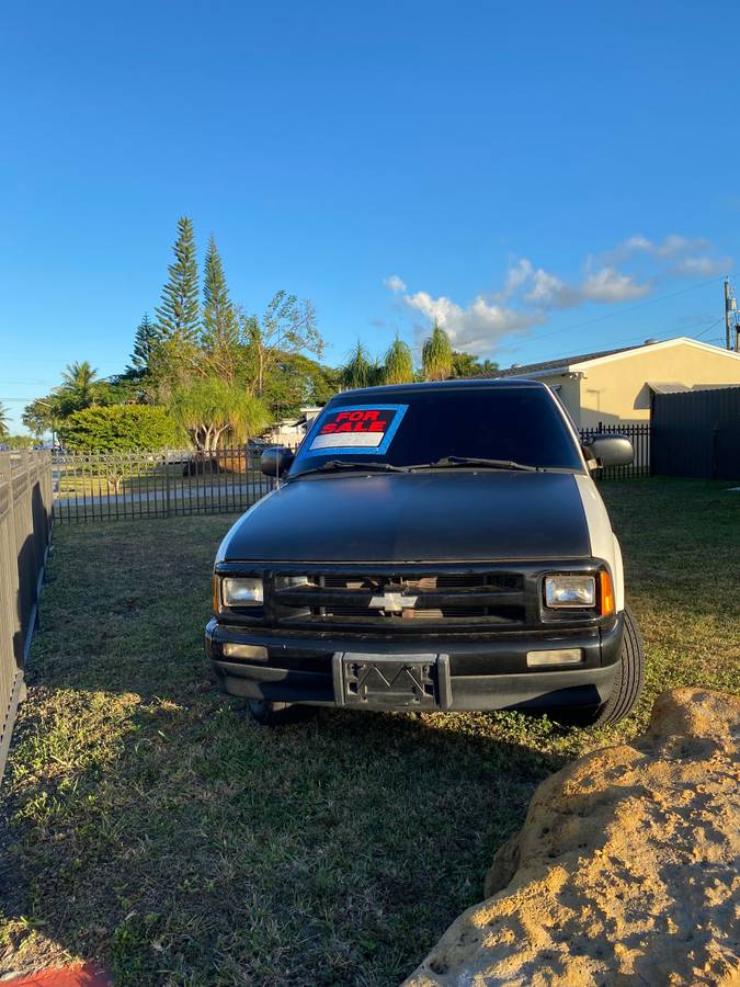 Chevrolet-s10-pickup-1994-white-3