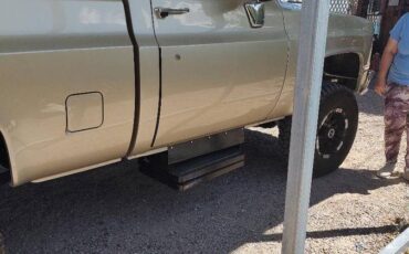 Chevrolet-scottsdale-1981-custom-4