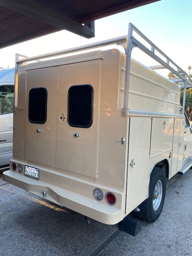 Chevrolet-scottsdale-20-1983-brown-1