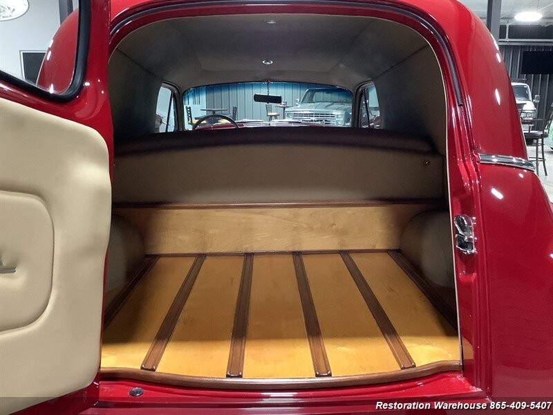 Chevrolet-sedan-delivery-1954-11