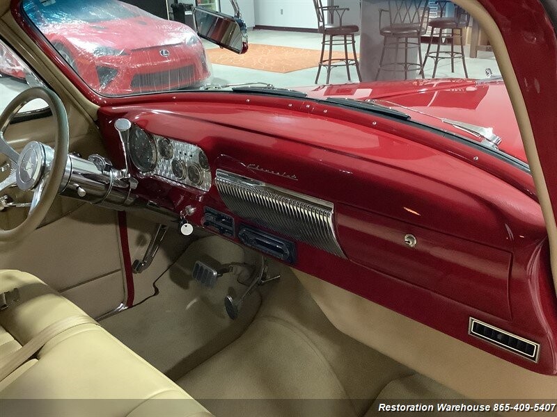 Chevrolet-sedan-delivery-1954-18