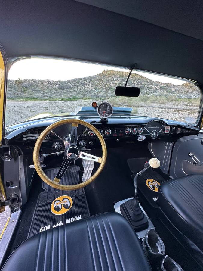 Chevrolet-sedan-delivery-1956-5