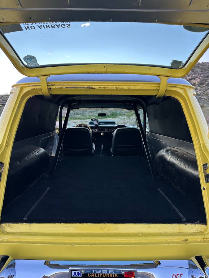 Chevrolet-sedan-delivery-1956-9