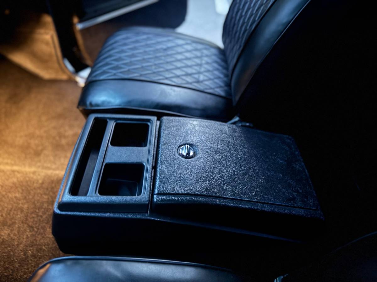 Chevrolet-silverado-1500-1980-black-13