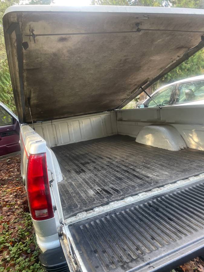 Chevrolet-silverado-1500-1988-silver-12