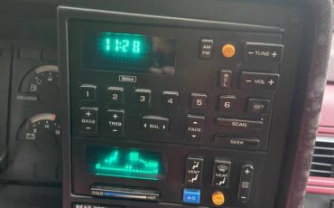 Chevrolet-silverado-1500-1988-silver-5