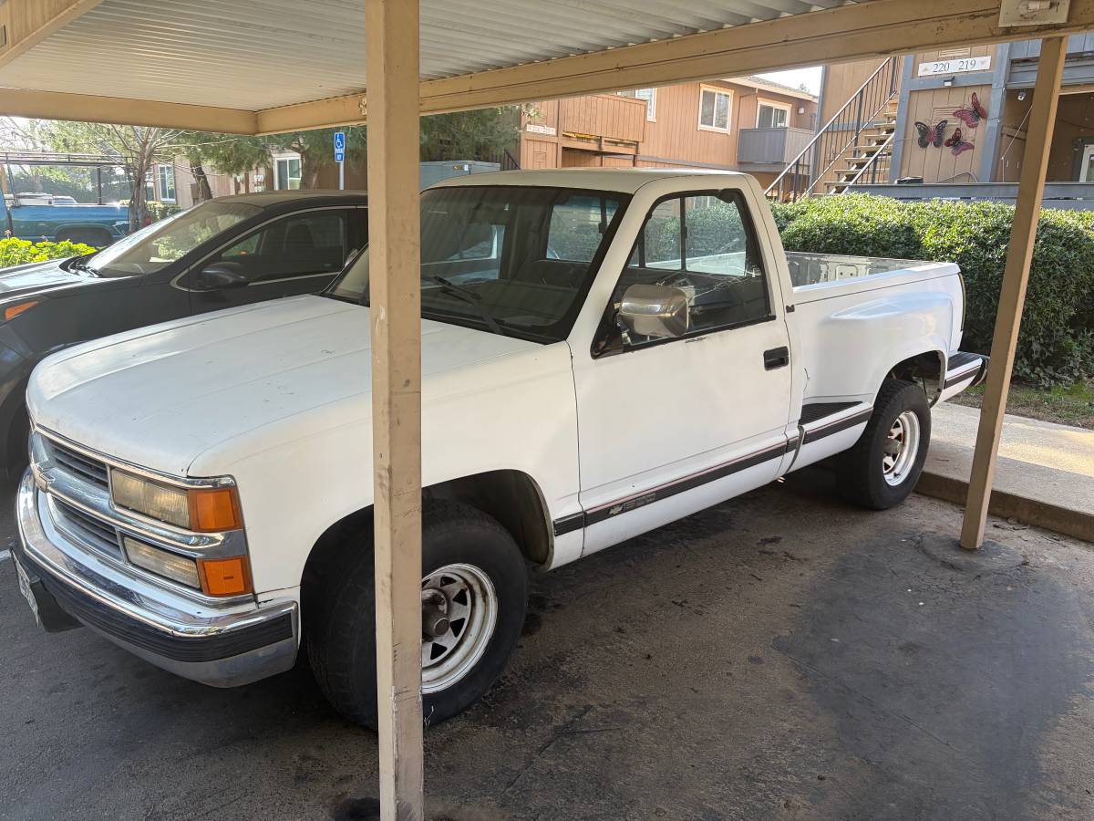 Chevrolet-silverado-1500-1988