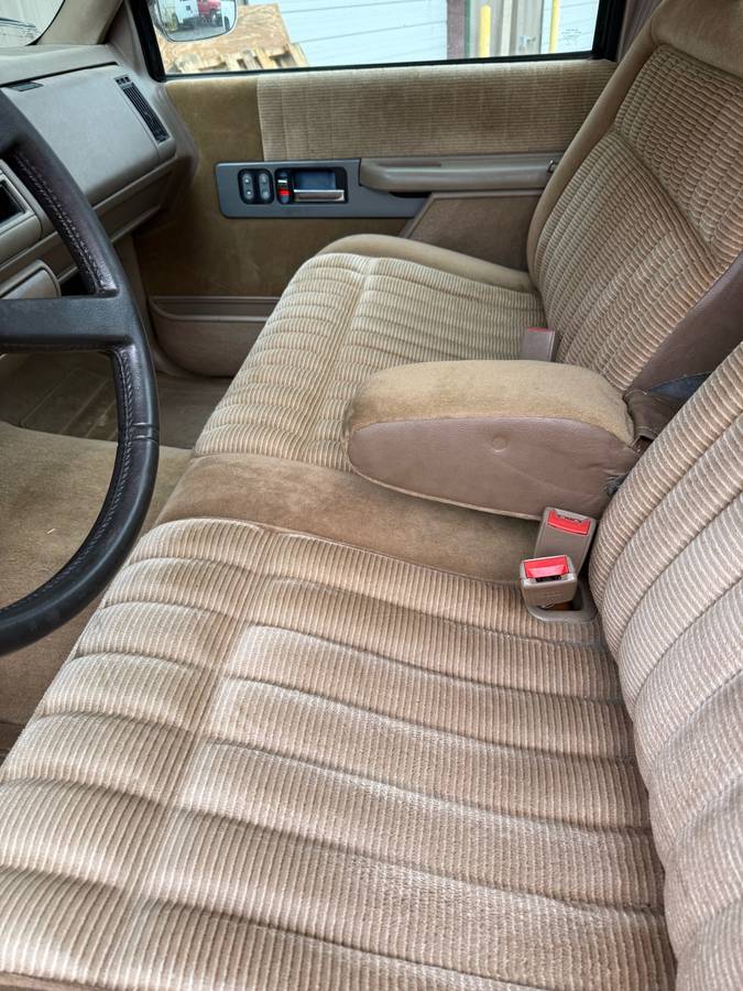 Chevrolet-silverado-1500-1993-custom-3