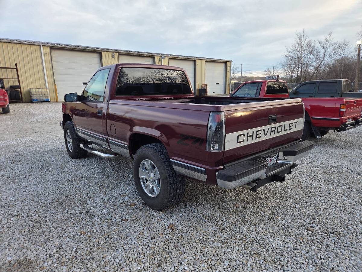 Chevrolet-silverado-1500-1993-red-1