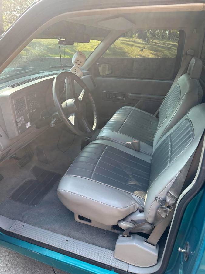 Chevrolet-silverado-1500-1994-grey-5