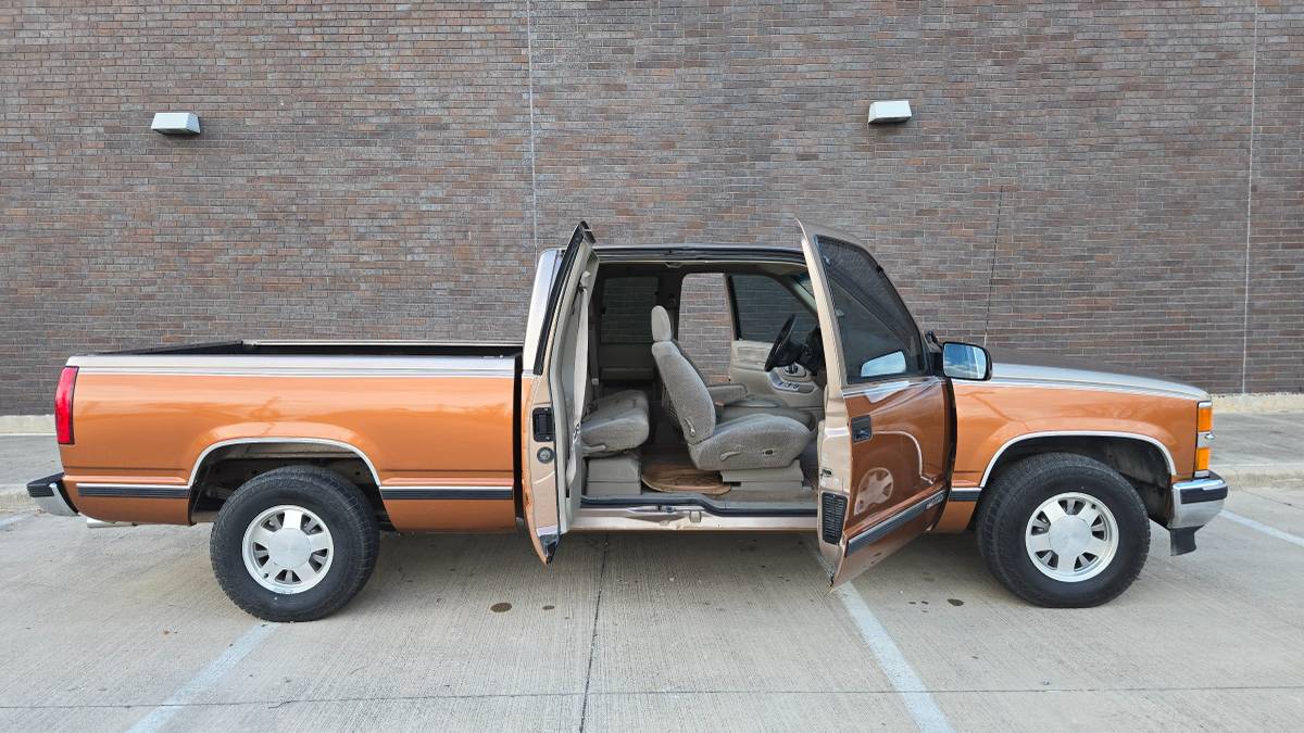 Chevrolet-silverado-1500-1996-brown-3