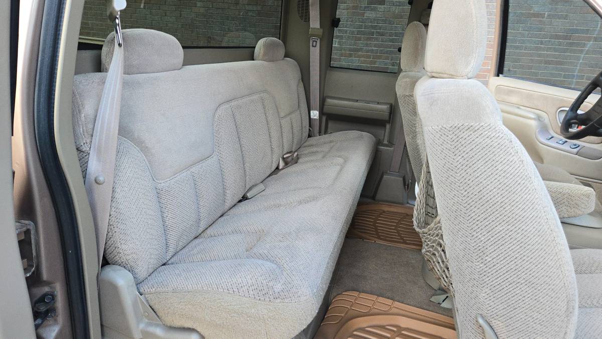 Chevrolet-silverado-1500-1996-brown-8