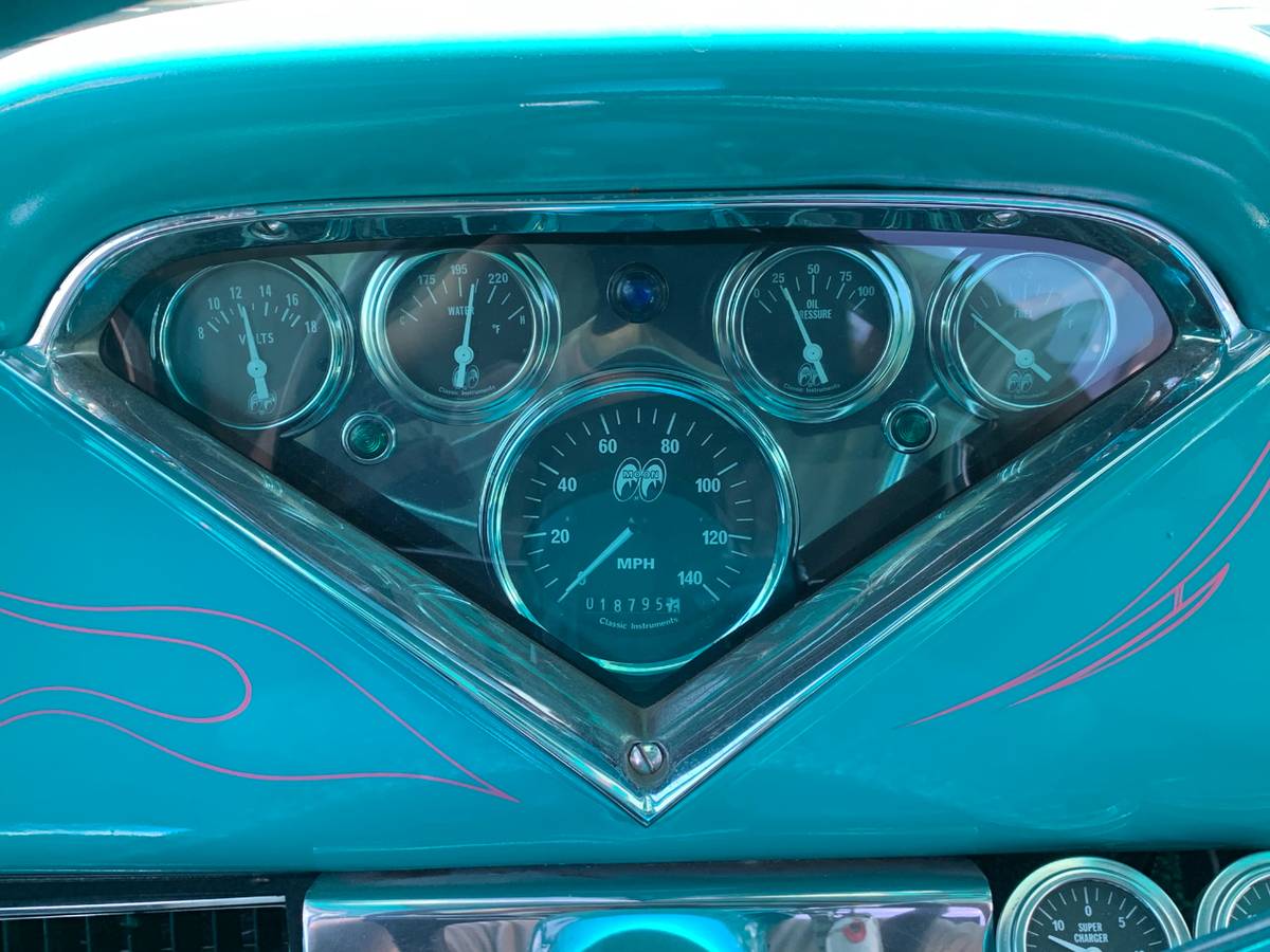 Chevrolet-silverado-1955-custom-11