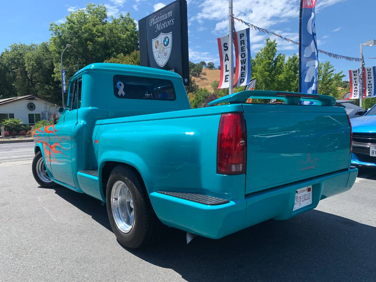 Chevrolet-silverado-1955-custom-3