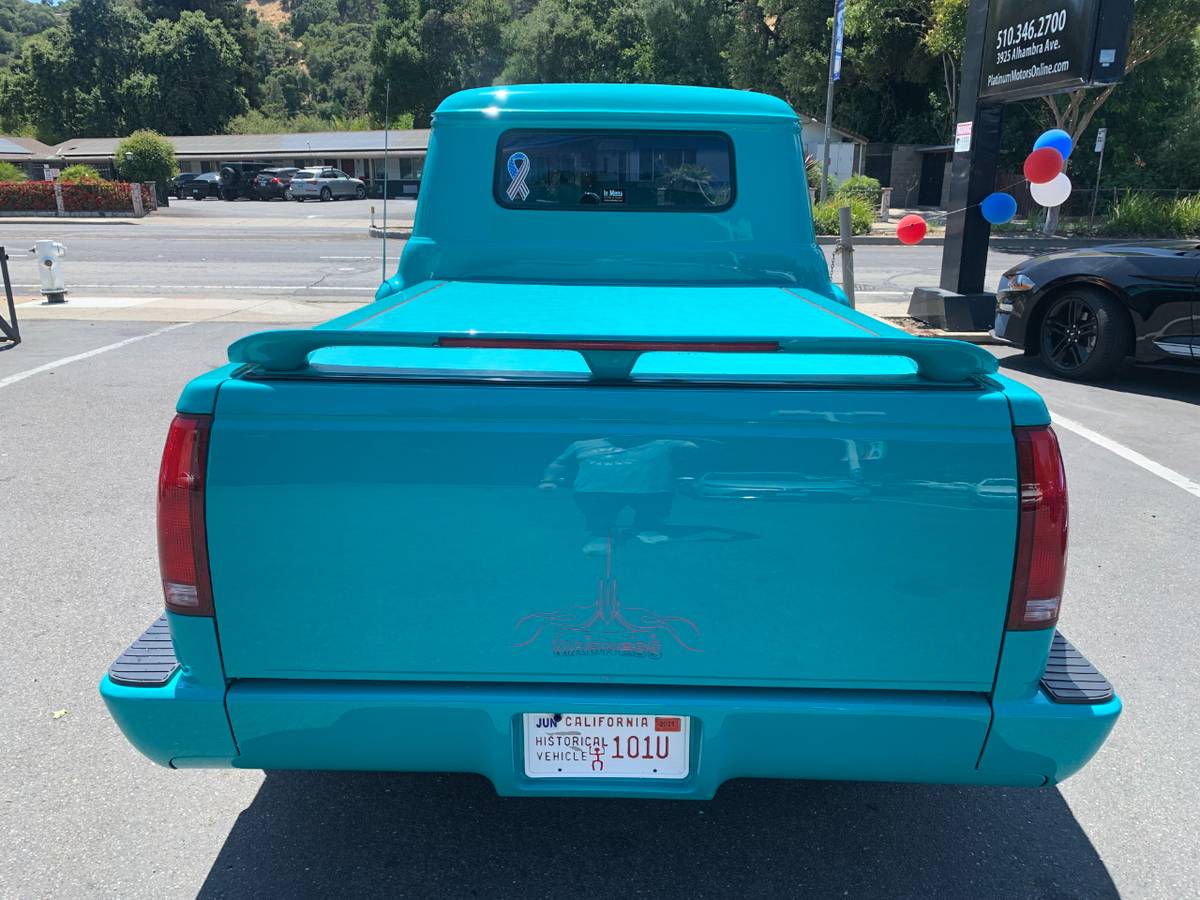 Chevrolet-silverado-1955-custom-4