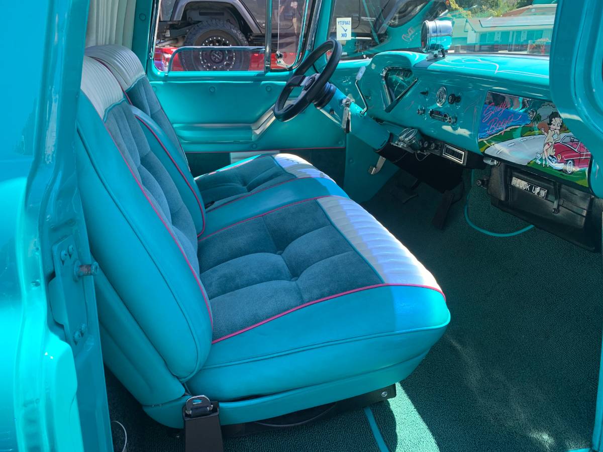 Chevrolet-silverado-1955-custom-9