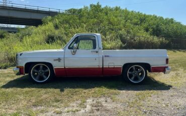 Chevrolet-silverado-1985-white-33