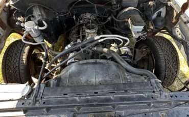 Chevrolet-silverado-1985-white-37