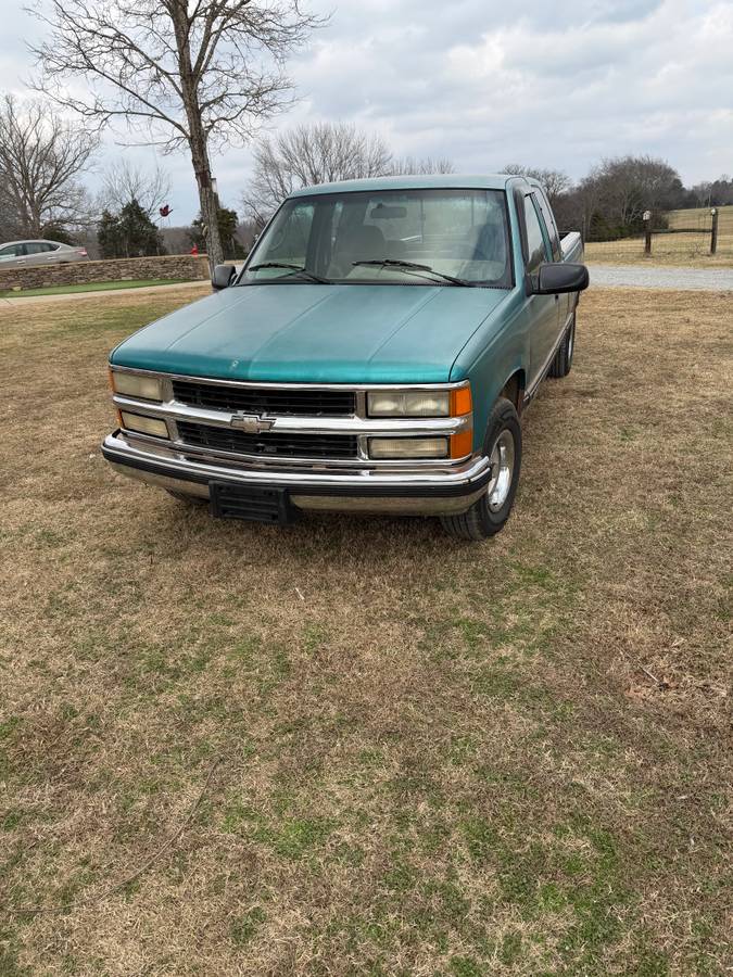 Chevrolet-silverado-1995-green-1