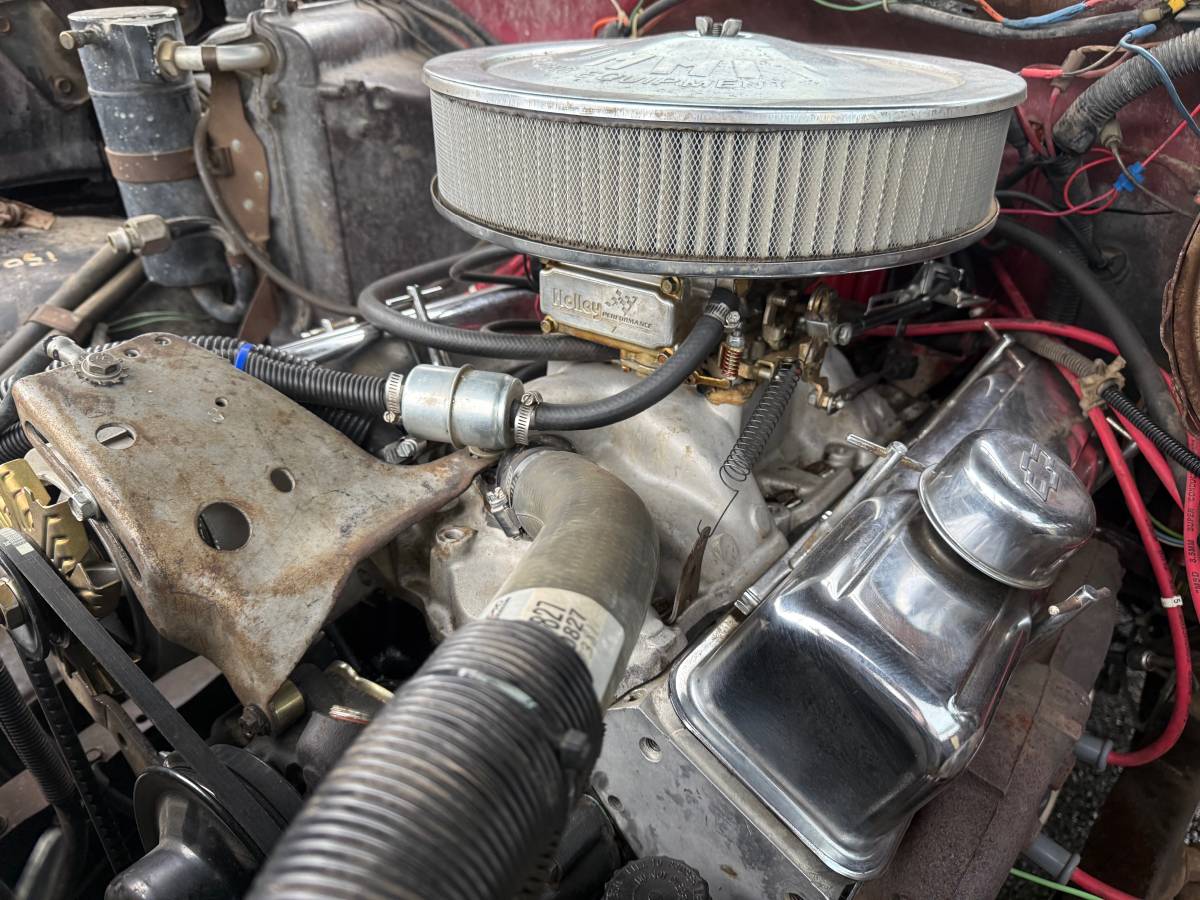 Chevrolet-silverado-2500-1975-red-7