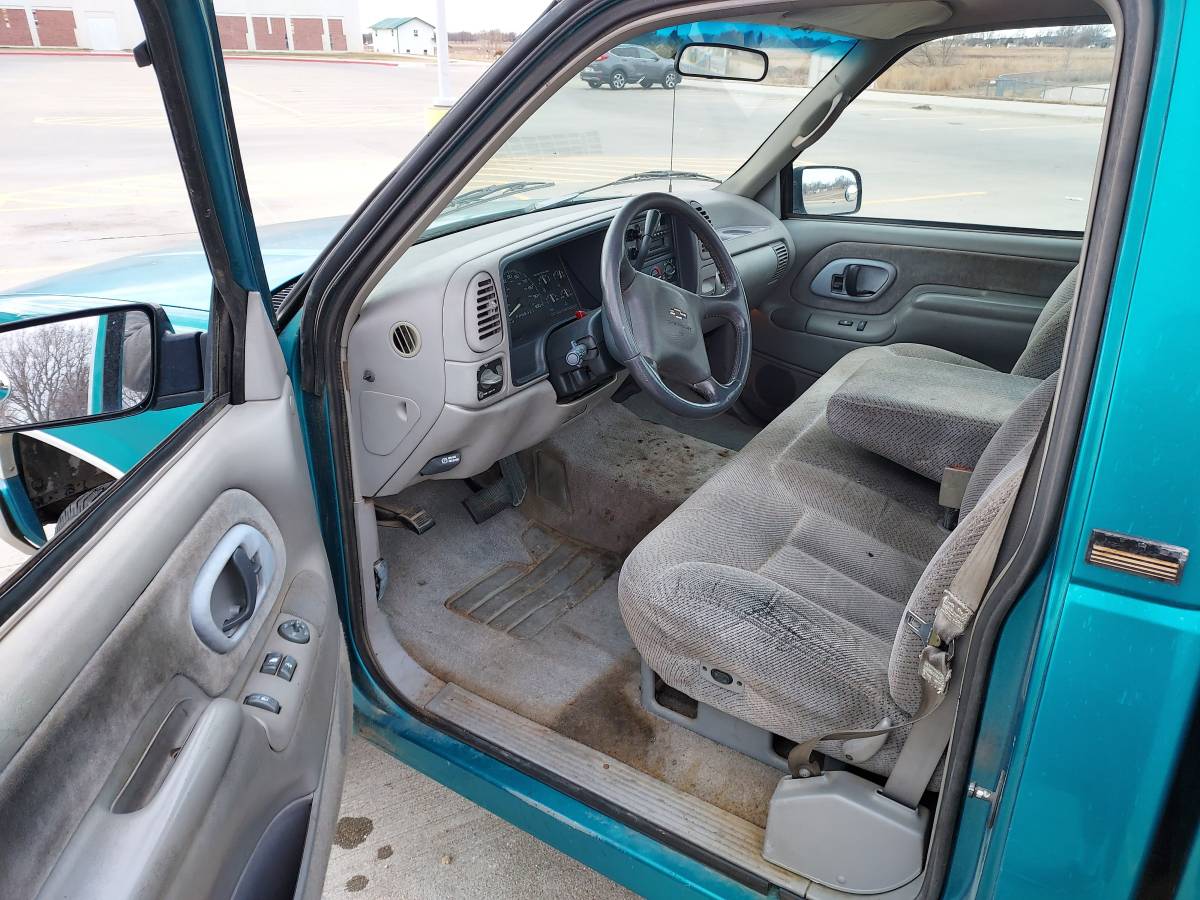 Chevrolet-silverado-2500-1995-3