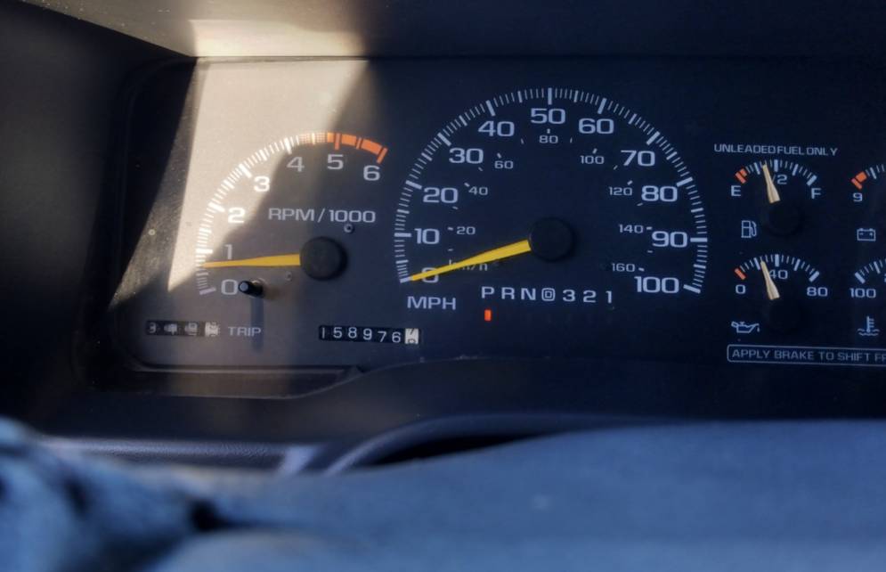 Chevrolet-silverado-2500hd-1996-white-4