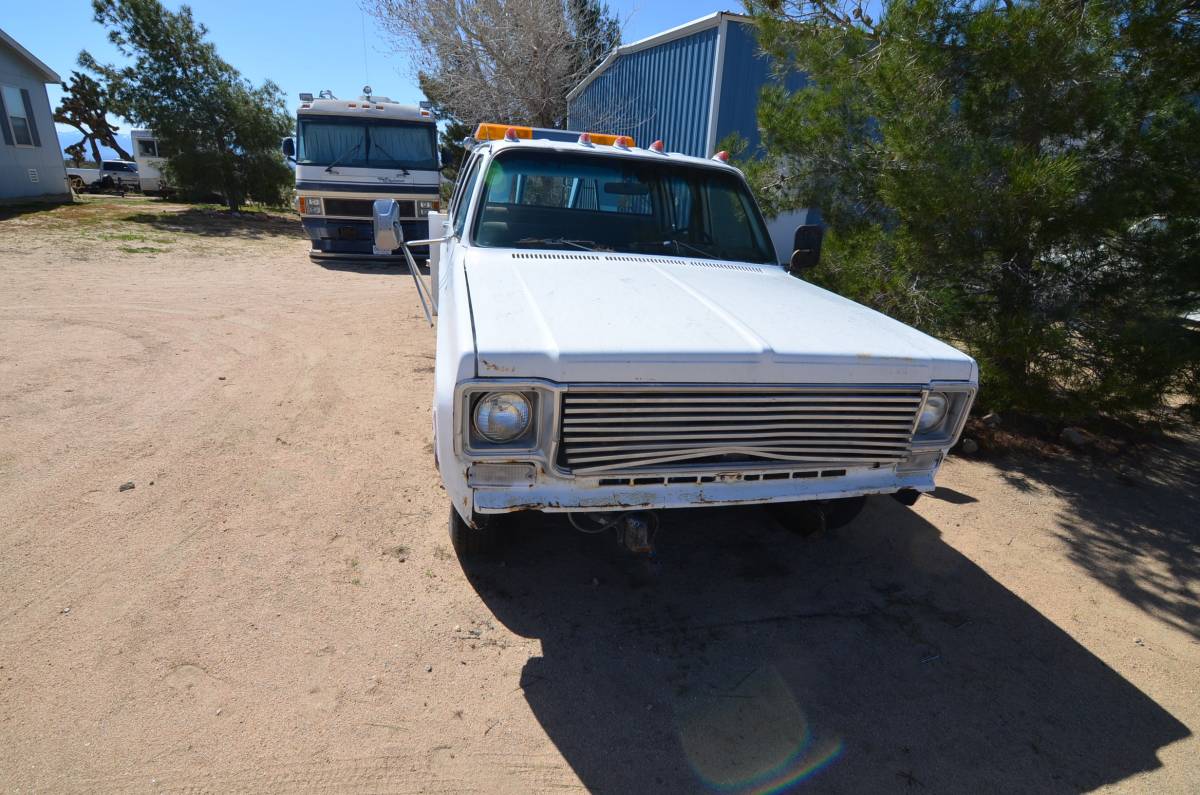Chevrolet-silverado-3500-1977-white-18