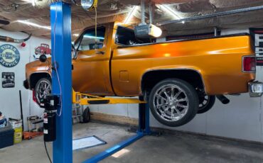 Chevrolet-silverado-c10-1980-orange-10