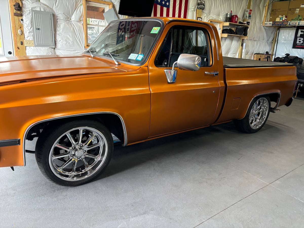 Chevrolet-silverado-c10-1980-orange-11