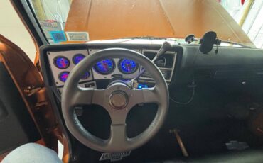 Chevrolet-silverado-c10-1980-orange-4