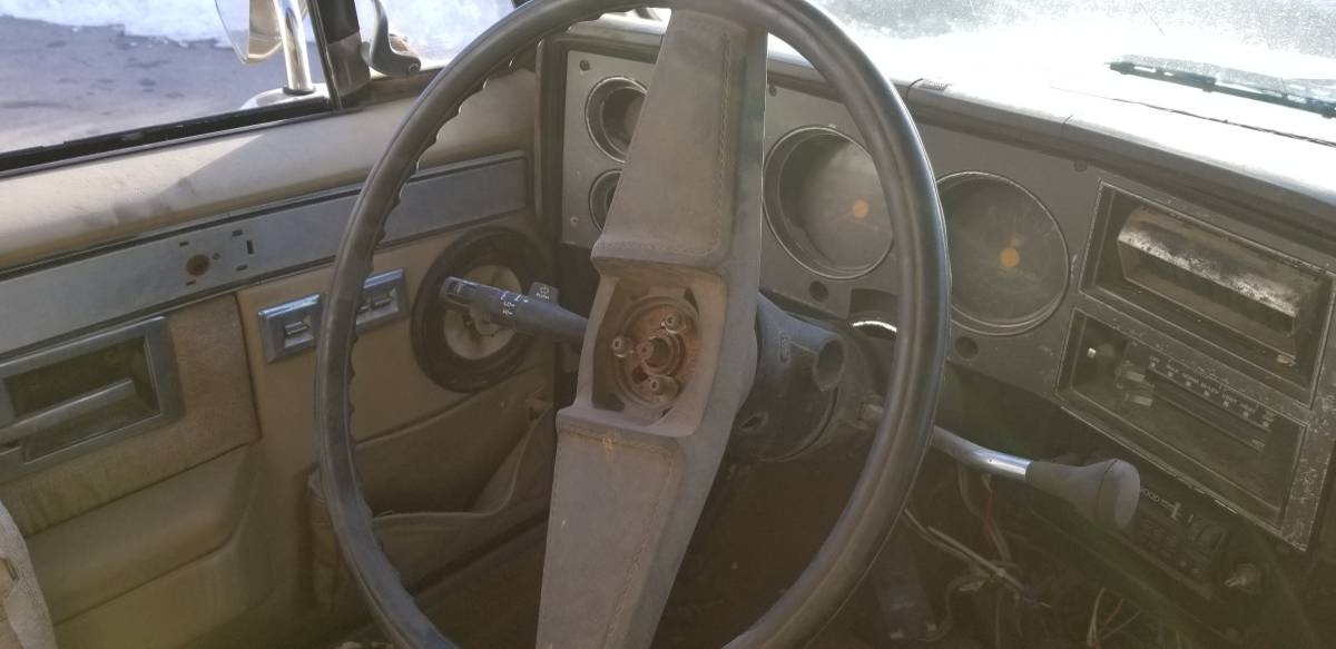 Chevrolet-silverado-short-bed-k10-1984-10