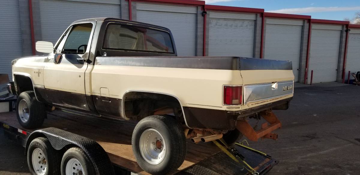 Chevrolet-silverado-short-bed-k10-1984-4