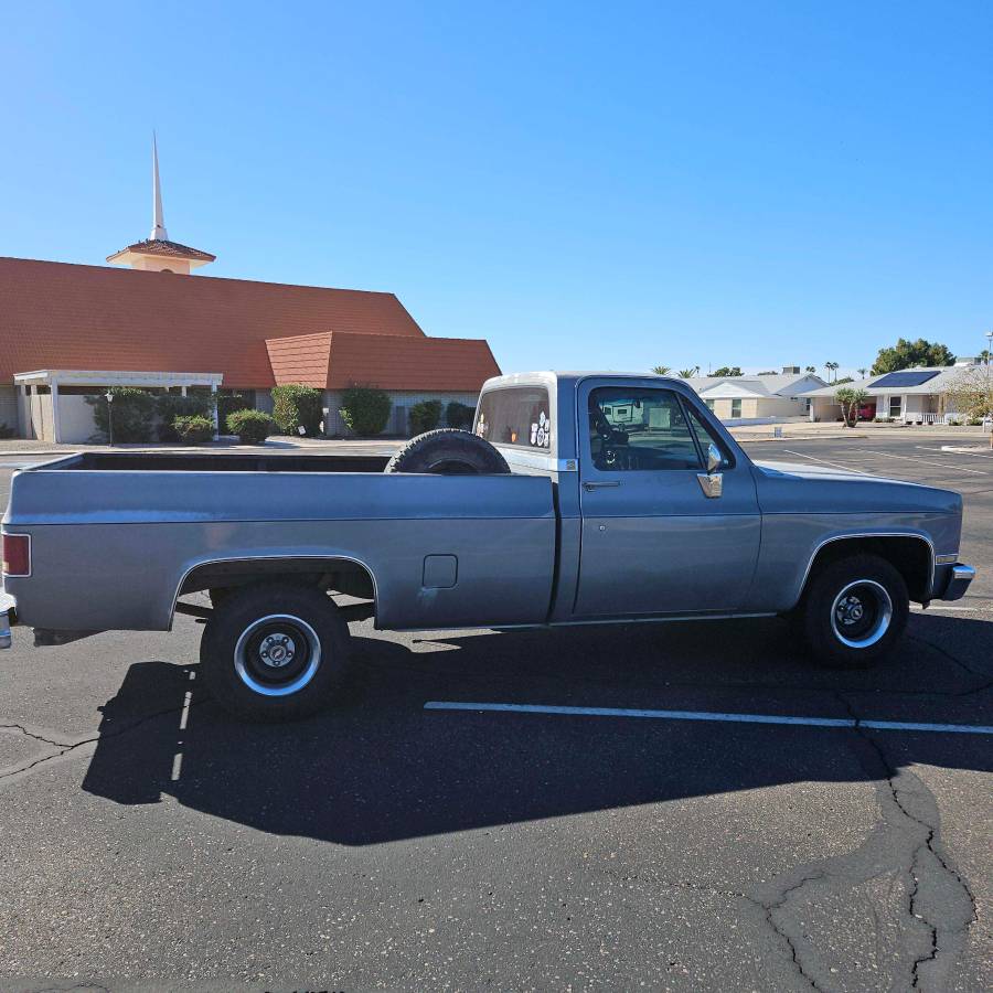 Chevrolet-silvreado-1987-grey-16