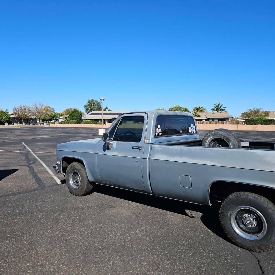 Chevrolet-silvreado-1987-grey-17