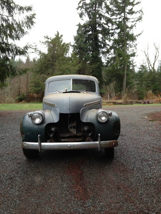 Chevrolet-special-deluxe-1940-grey-1