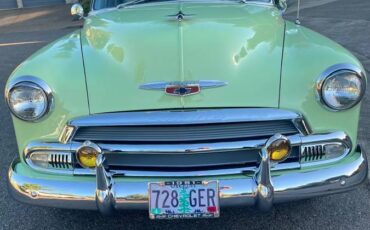 Chevrolet-styleline-deluxe-1951-green-6
