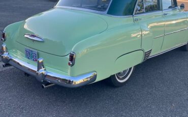 Chevrolet-styleline-deluxe-1951-green-8