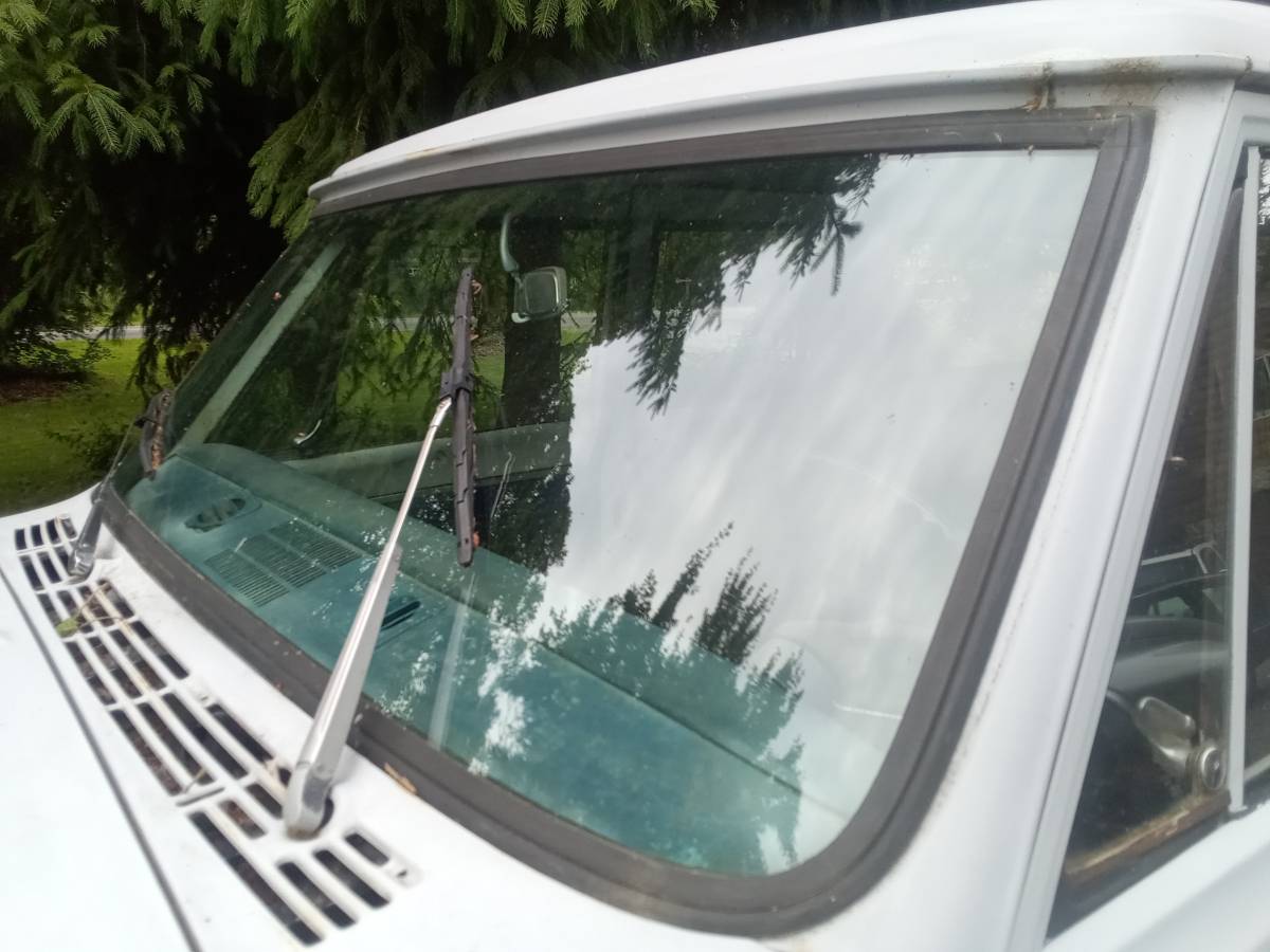 Chevrolet-suburban-12-ton-4wd-1969-grey-20