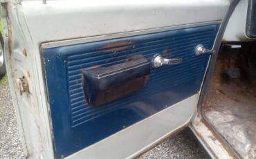 Chevrolet-suburban-12-ton-4wd-1969-grey-8