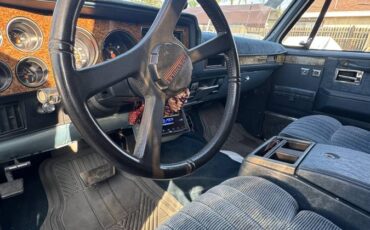 Chevrolet-suburban-1500-1991-blue-11