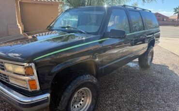 Chevrolet-suburban-1500-1992-blue-1