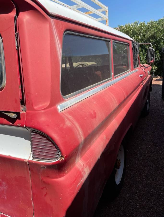 Chevrolet-suburban-1967-red-5