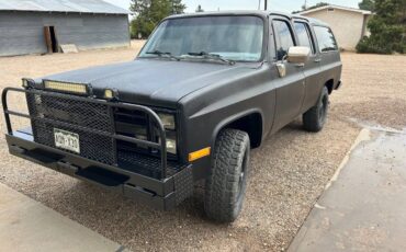Chevrolet-suburban-1987-1