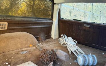 Chevrolet-suburban-1988-6