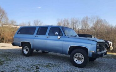 Chevrolet-suburban-1991-2