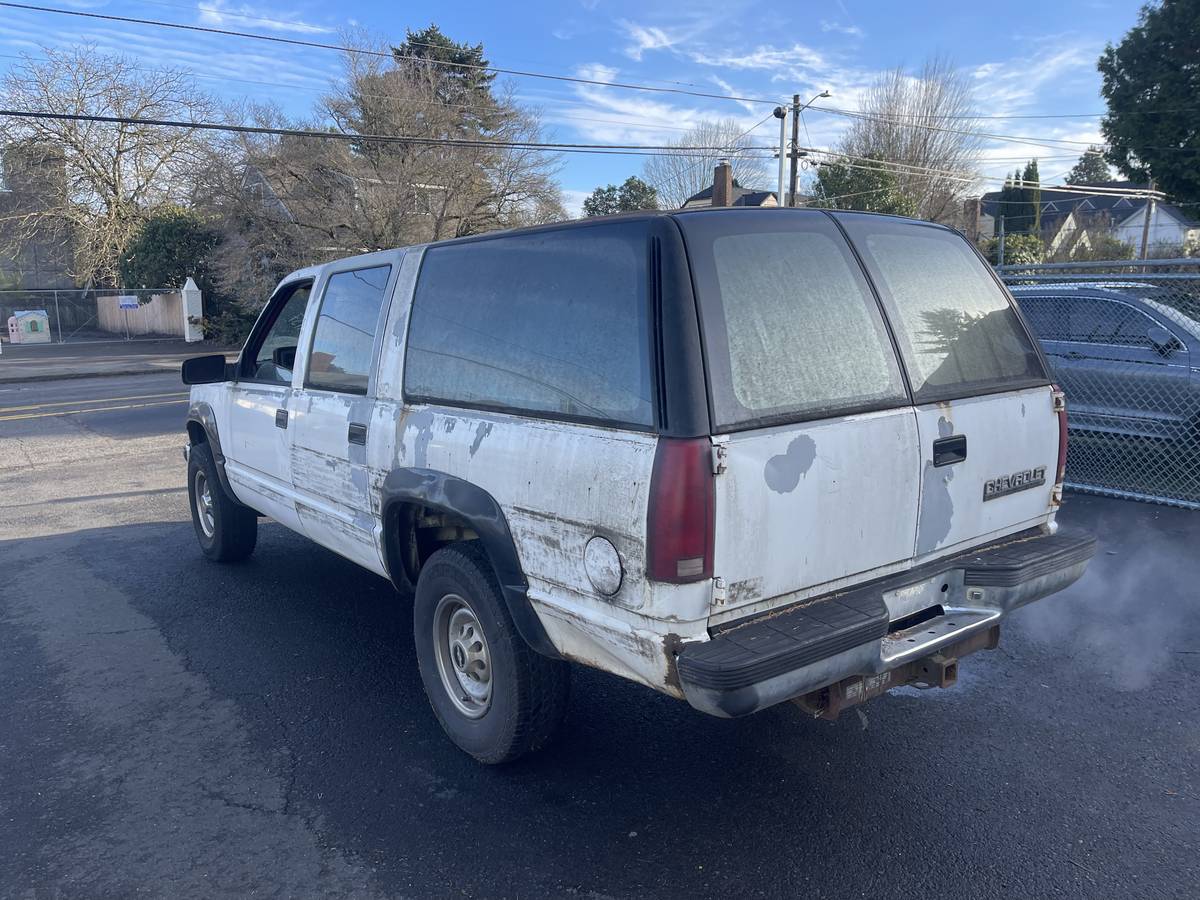Chevrolet-suburban-1992-2
