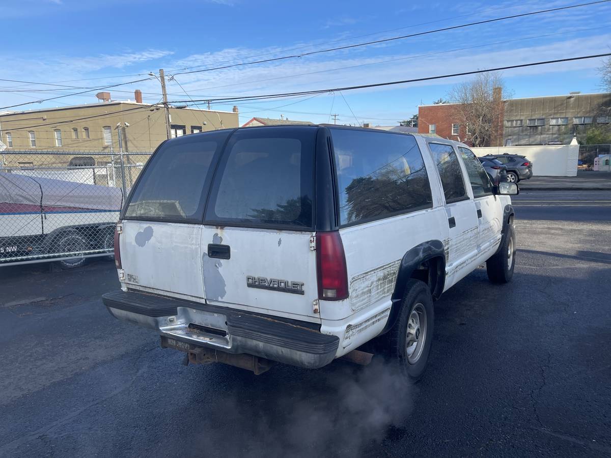 Chevrolet-suburban-1992-3